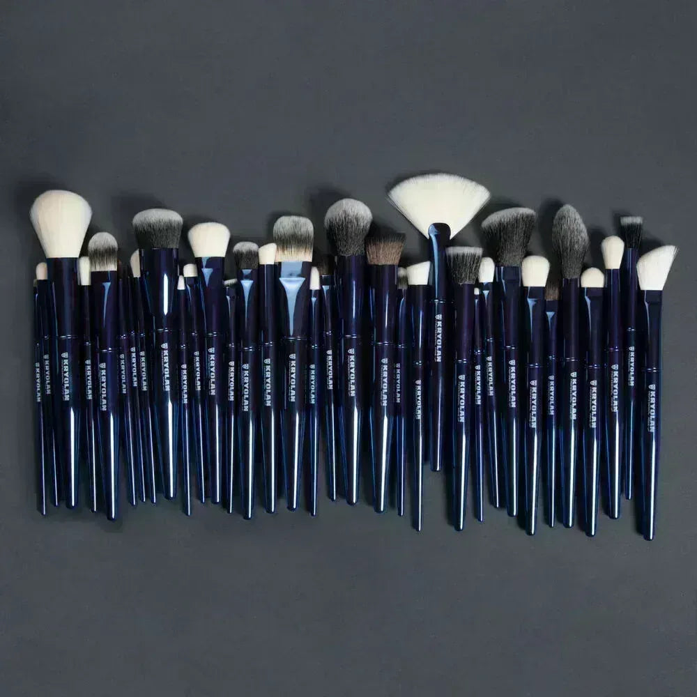 ARTIST EYE LINER BRUSH - KRYOLAN SERVICES
