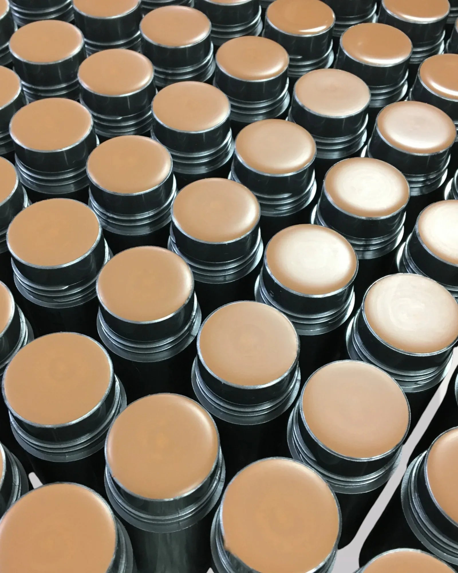 TV PAINT STICK - KRYOLAN SERVICES